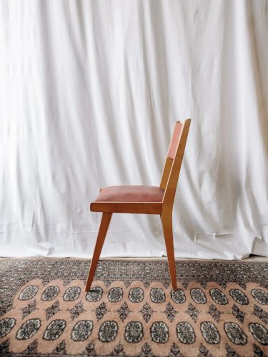 Alma, la chaise bordeaux en bois N°785