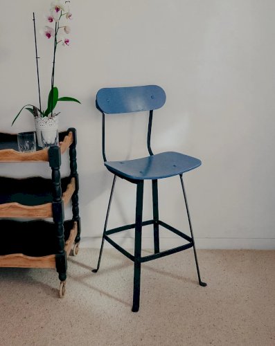 Alma, la chaise en acier N°1084