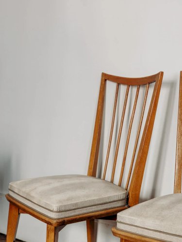 Alma, la chaise en bois N°107