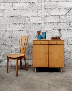 Alma, the wooden chair No. 220