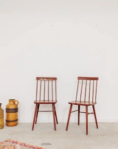 Alma, la chaise en bois N°484