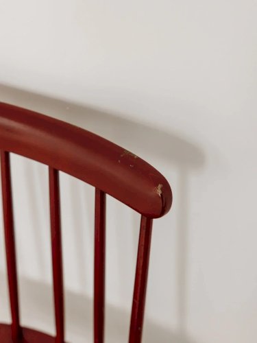 Alma, la chaise en bois N°484