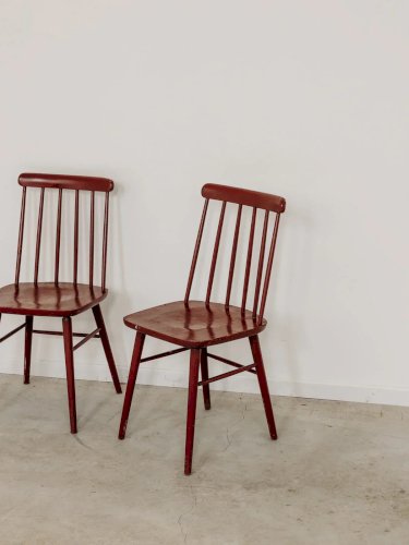 Alma, la chaise en bois N°484