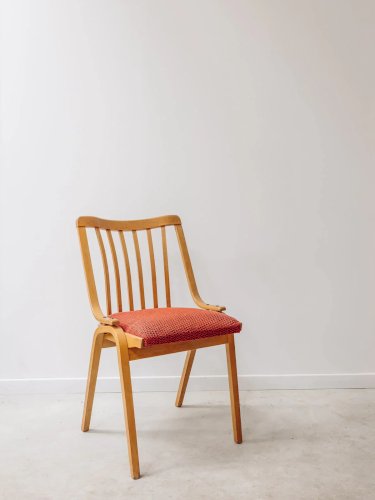 Alma, la chaise en bois N°48