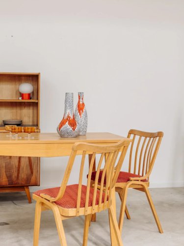 Alma, la chaise en bois N°48