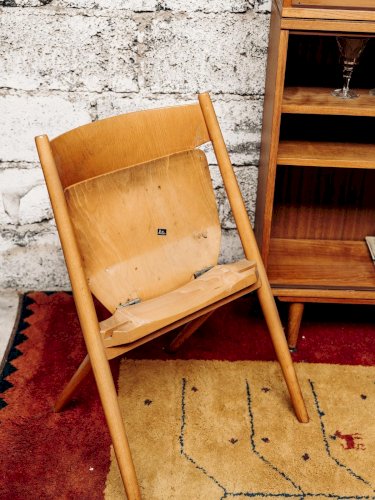 Alma, la chaise en bois N°54