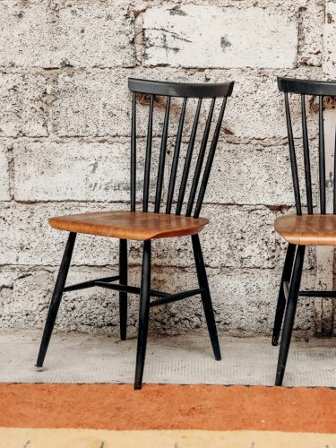 Alma, la chaise en bois N°686