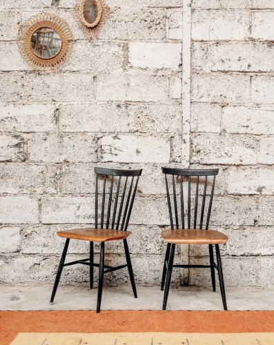 Alma, la chaise en bois N°686