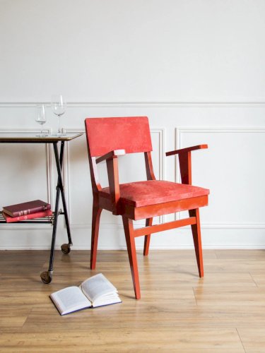 Alma, la chaise en bois N°911