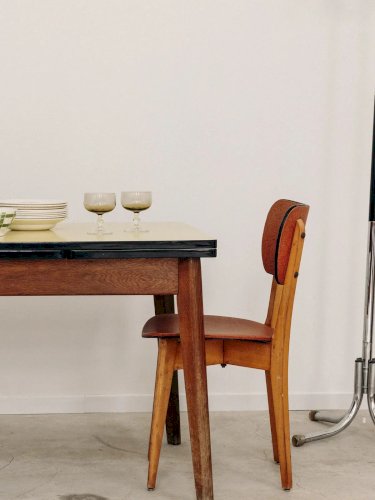 Alma, la chaise en bois N°91