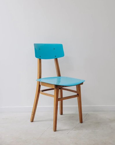 Alma, la chaise en bois N°92