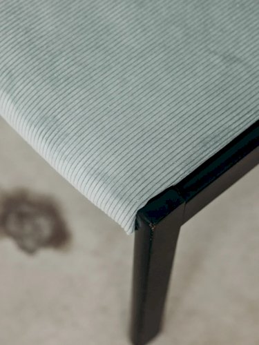 Alma, la chaise en bois N°94