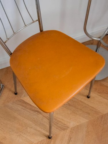 Alma, la chaise en chrome et simili cuir N°1246