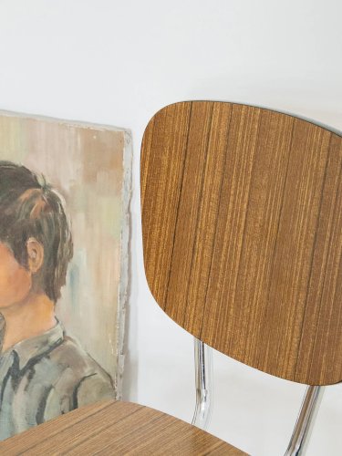 Alma, la chaise en formica N°627