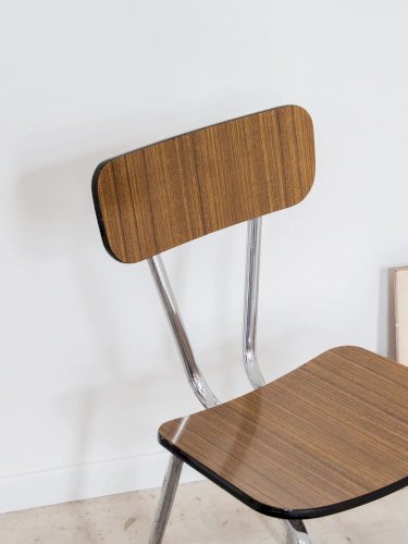 Alma, la chaise en formica N°630