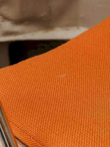 Alma, la chaise en métal N°1013