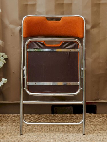 Alma, la chaise en métal N°1013