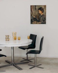 Alma, la chaise en métal N°568