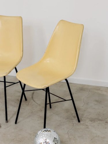 Alma, la chaise en métal N°577