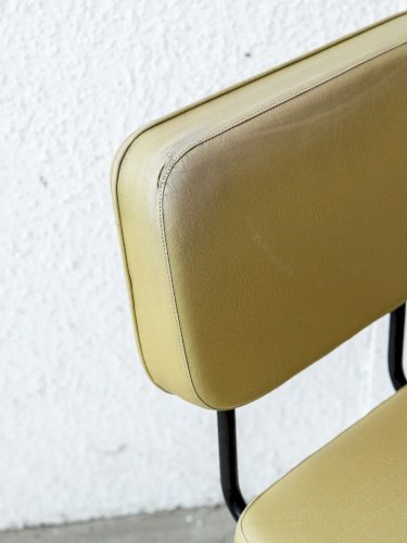 Alma, la chaise en métal N°611