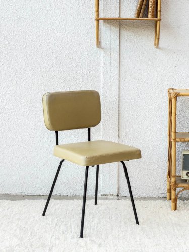 Alma, la chaise en métal N°611