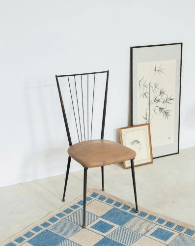 Alma, la chaise en métal N°623