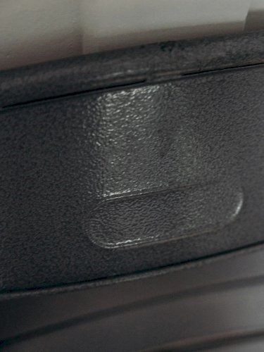 Alma, la chaise en métal N°656