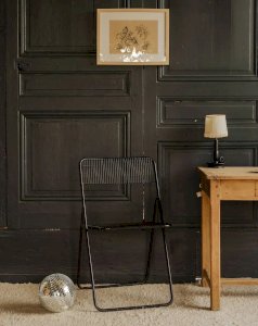 Alma, the metal chair No. 986