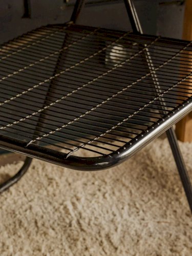 Alma, la chaise en métal N°986