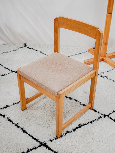 Alma, la chaise en orme et en tissu N°1253