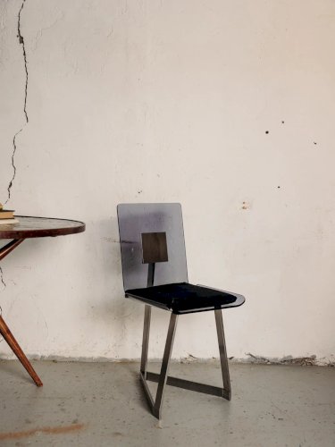 Alma, la chaise en plexiglass N°493