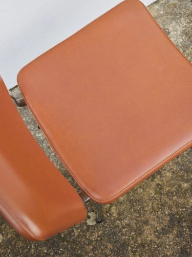 Alma, la chaise en simili cuir N°1033