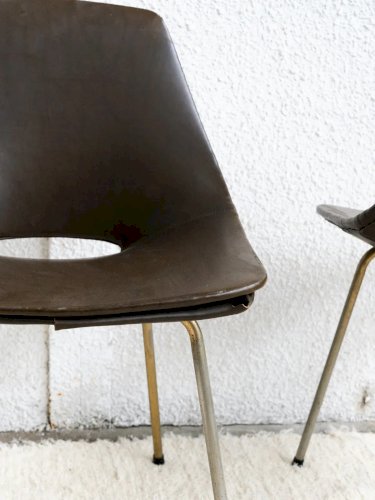 Alma, la chaise en skaï N°653