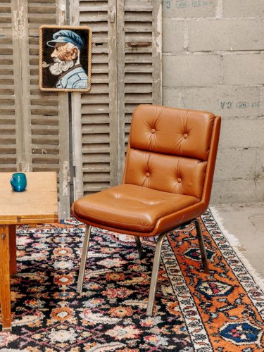 Alma, la chaise en skaï N°913