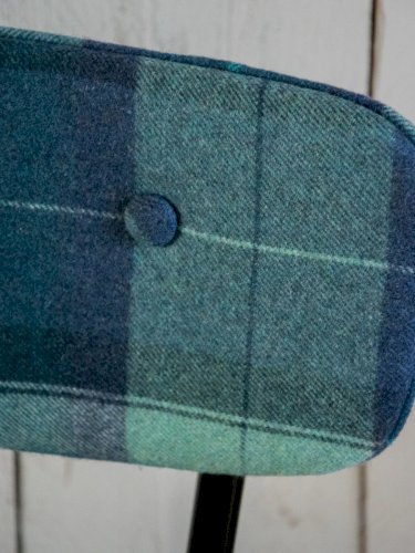 Alma, la chaise en tissu bleu N°1121