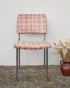 Alma, la chaise en tissu N°1049