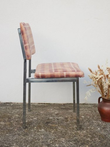 Alma, la chaise en tissu N°1049