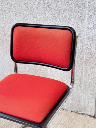 Alma, la chaise en tissu N°680