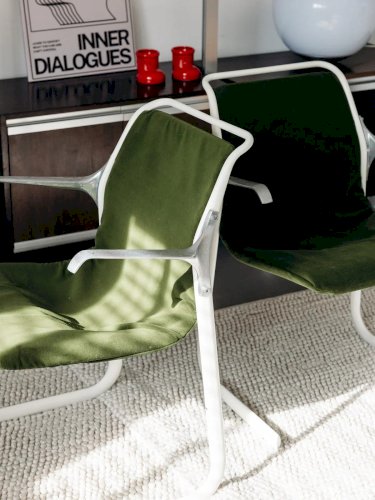 Alma, la chaise en velours N°596