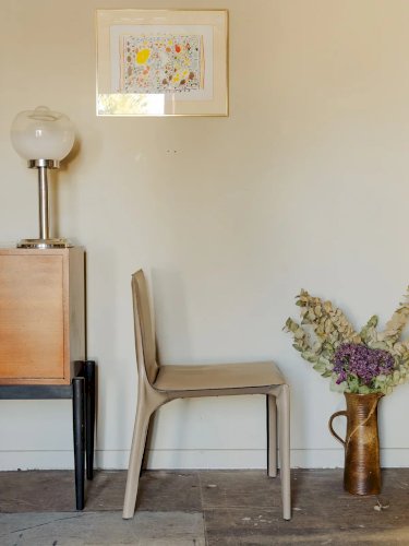 Alma, la chaise Knoll en cuir N°861