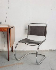 Alma, the Mies Van der Rohe chair No. 598