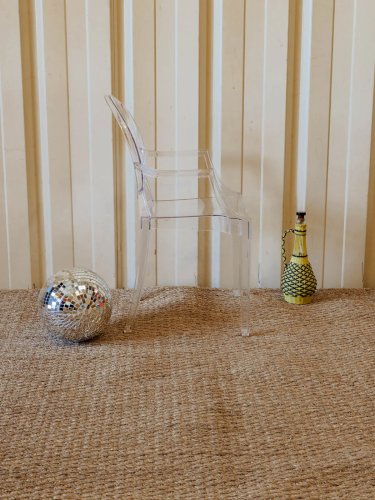 Alma, la chaise pour enfant en plexiglass N°1271