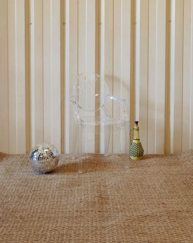 Alma, la chaise pour enfant en plexiglass N°1271