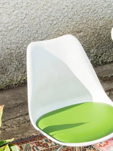 Alma, la chaise tulipe blanche et verte N°294