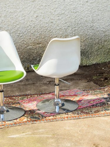 Alma, la chaise tulipe blanche et verte N°294