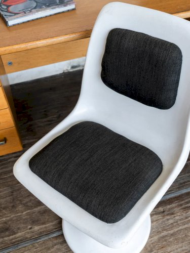 Alma, la chaise tulipe N°662