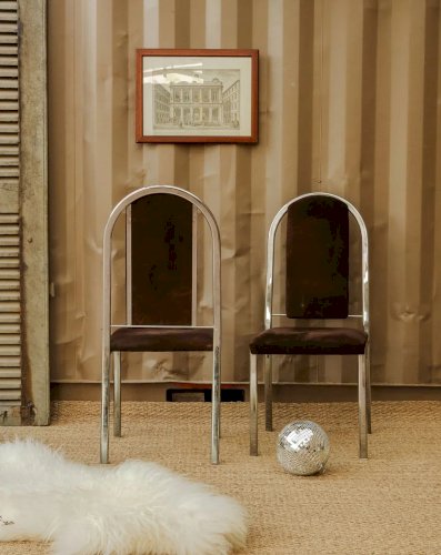 Alma, la paire de chaises chromées en velours N°1035