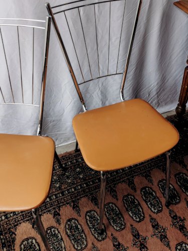 Alma, la paire de chaises chromées N°1277