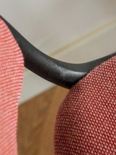 Alma, la paire de chaises chromées roses N°1238