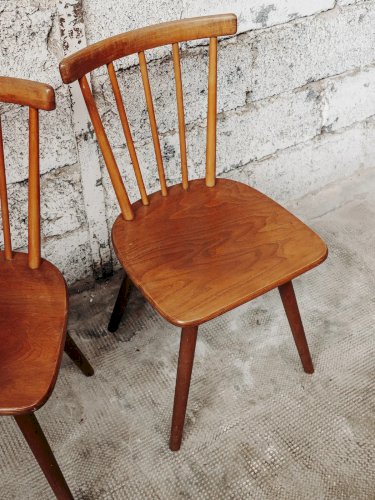 Alma, la paire de chaises en bois N°344